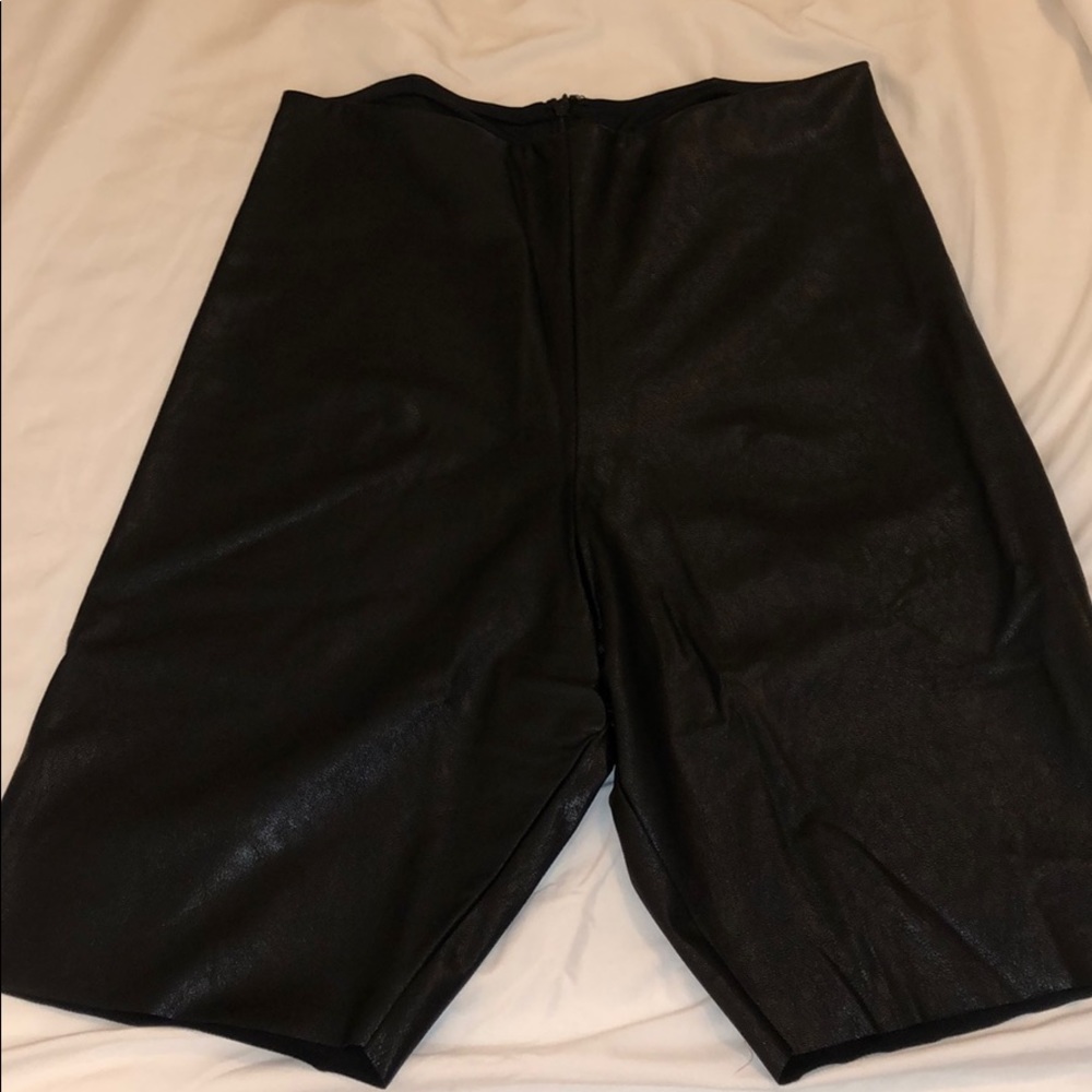 Pippy vegan leather bike shorts
